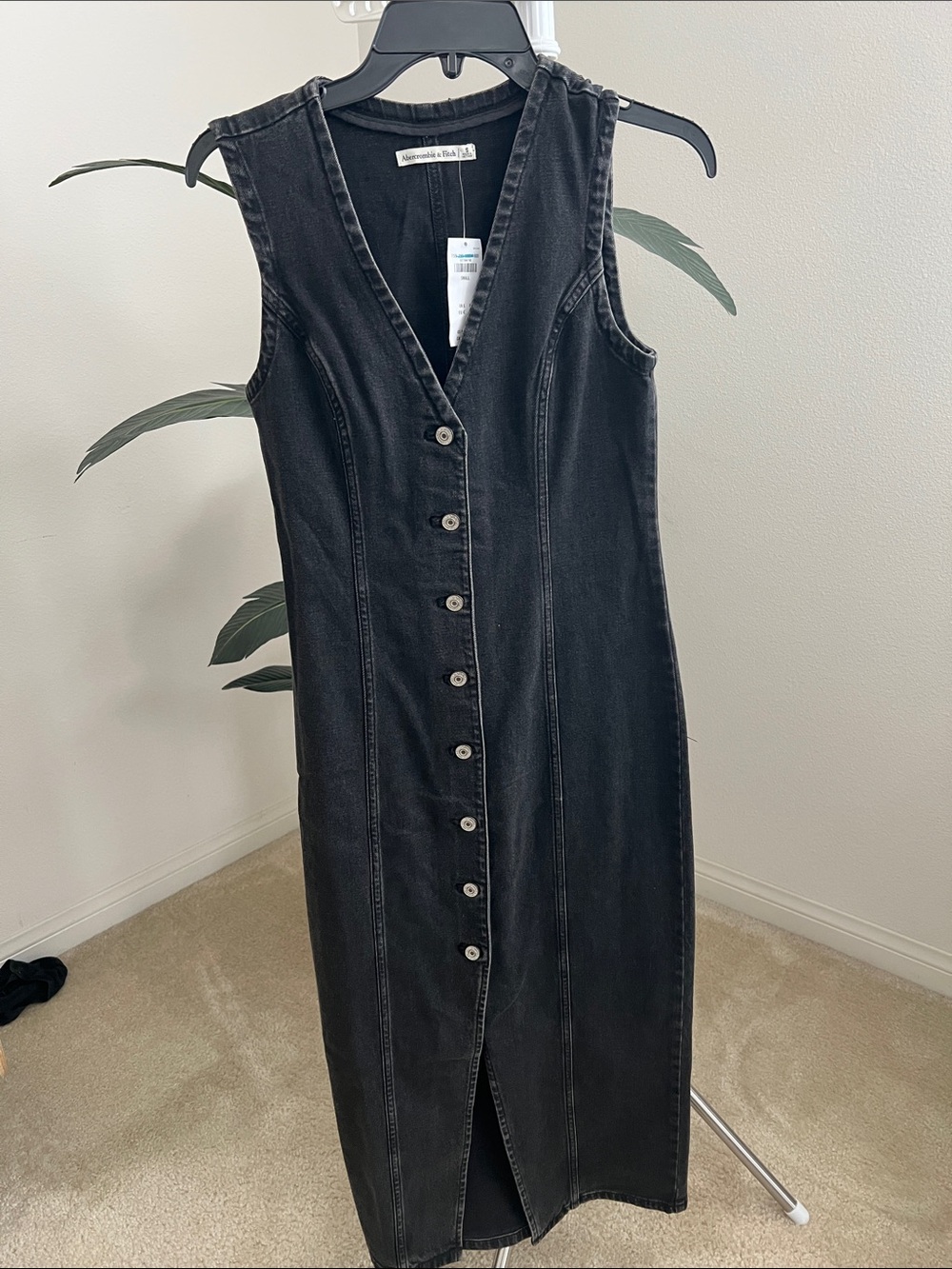 Abercrombie & Fitch Black Sleeveless Button-Front Denim Dress